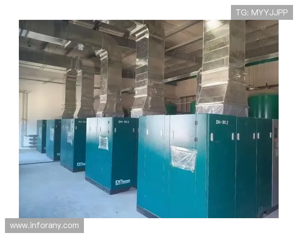 挖掘机散热器导风罩安装位置